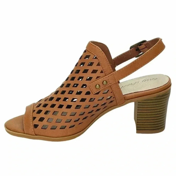Easy Street Erin Tan Burnish Women's Sandals - Picture 3 of 13